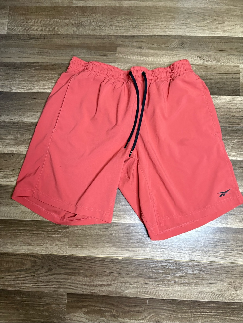 Reebok Sweat Shorts Red Drawstring Elastic Waist Flat Front Men L Solid
